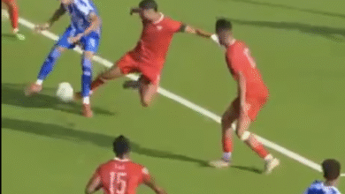 إحتجاج مكونات الإتحاد الرياضي السلاوي على عدم إحتساب ضربة جزاء
